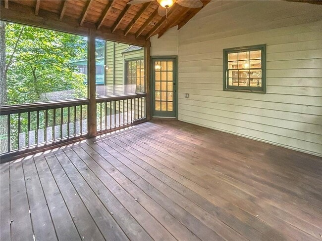 Building Photo - 2491 Annandale Dr