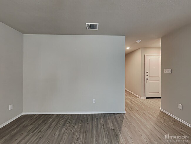 Building Photo - 5538 Basil Chase