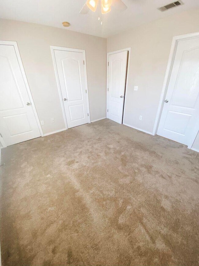 Building Photo - 1816 Shay-Lin Ct