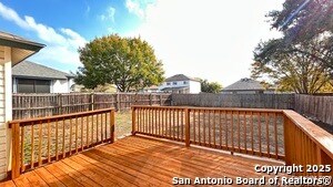 Building Photo - 8018 Chestnut Gate Dr