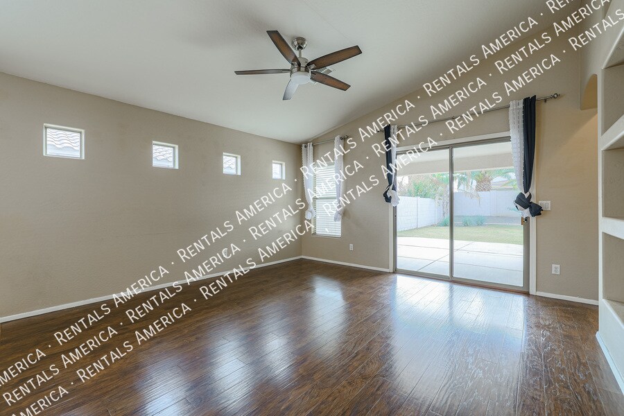 Building Photo - 3461 E Phelps St