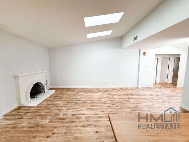 Building Photo - Homes Management - 3bd, 2ba SFH For Rent