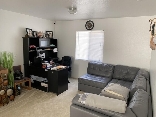 Building Photo - 30527 Gallup Ct