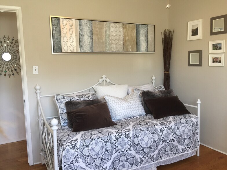 bedroom 2 - 701 Flower Ave