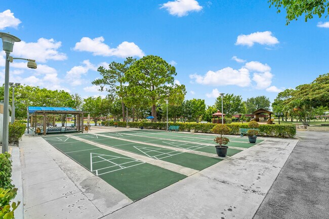 Building Photo - 551 Covered Bridge Blvd