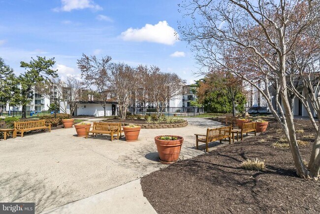 Building Photo - 60 S Van Dorn St