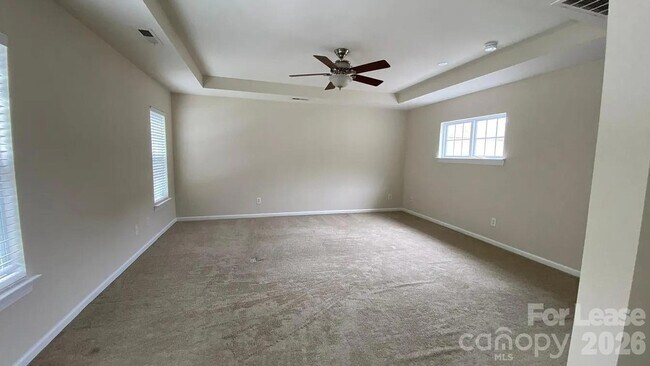 Building Photo - 5803 Cactus Valley Rd