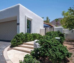 Building Photo - 4440 E Camelback Rd