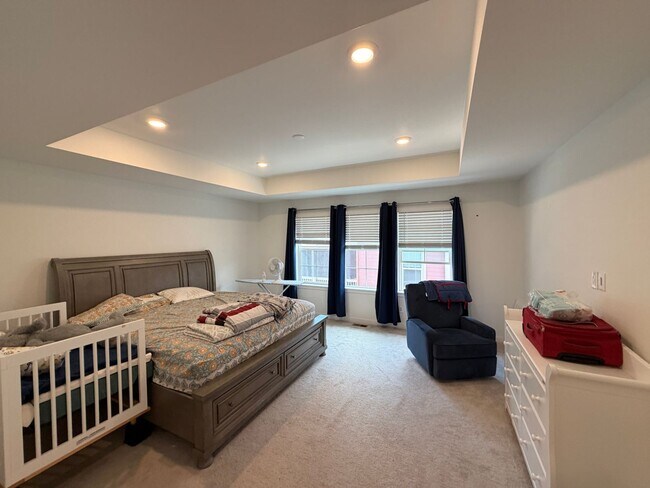 Building Photo - Modern Duplex Near Cherry Creek Trail with Quartz Kitchen, Loft & Low-Maintenance Living