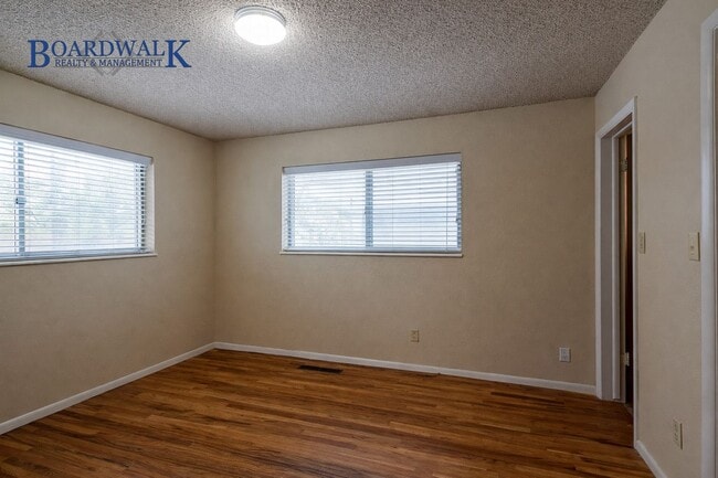 Building Photo - East Millcreek Gem on Rare Corner Lot