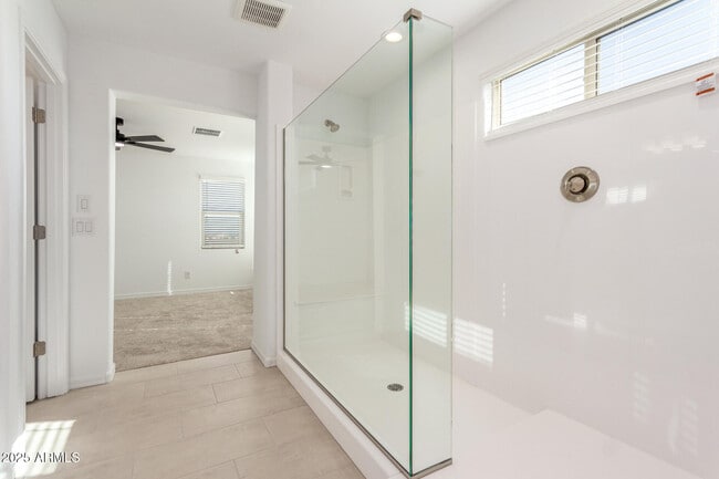 Building Photo - 14643 W Sand Hills Rd