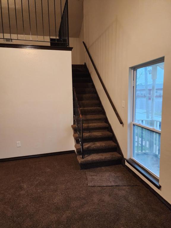 Building Photo - 3324 Seine St