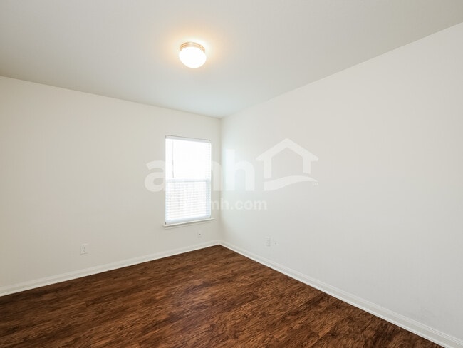Building Photo - 12207 Siragusa