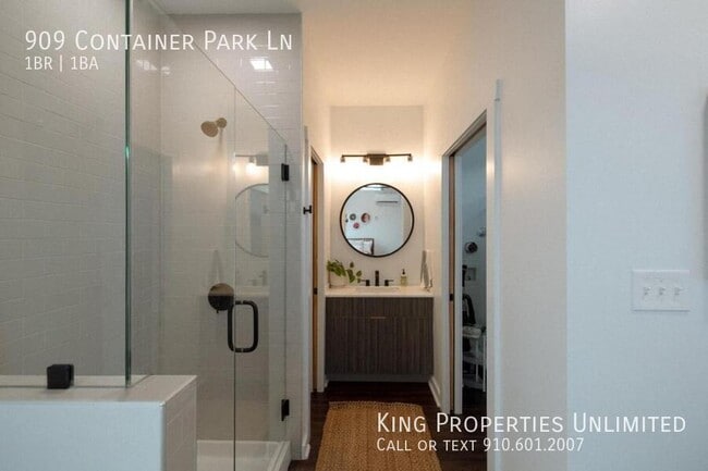 Building Photo - 909 Container Park Ln