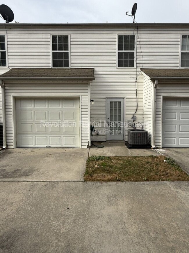 Building Photo - 7270 Oakley Ct