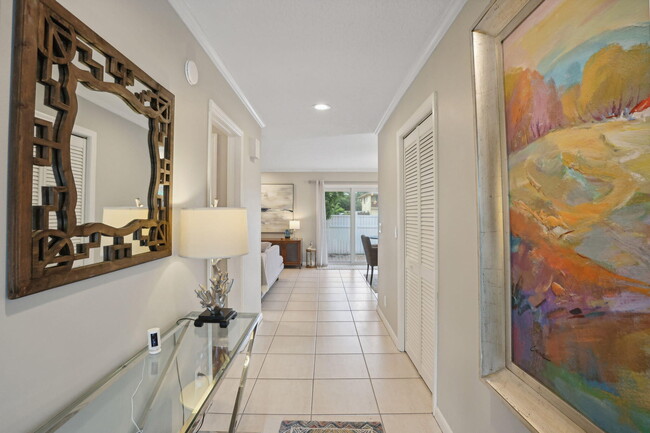Building Photo - 10 Sailfish Ln