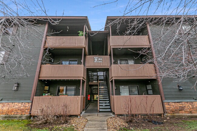 Building Photo - 6861 N 2200 W