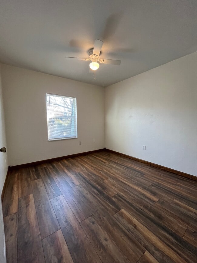 Building Photo - 501 SW 75th St