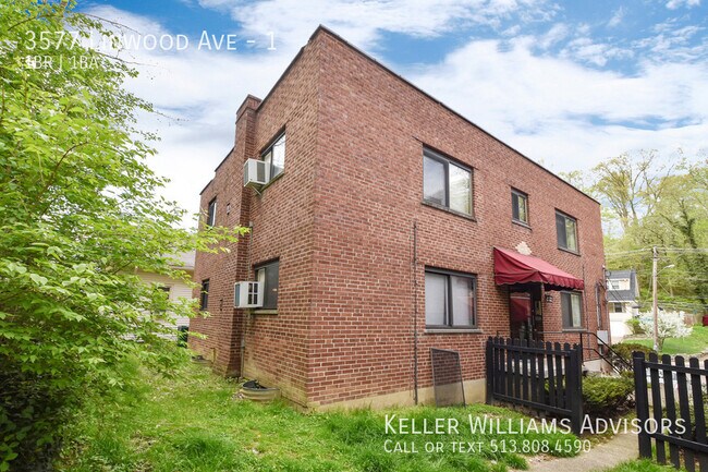 Building Photo - 3577 Linwood Ave