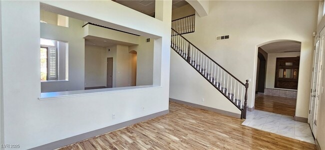 Building Photo - 1605 Ravanusa Dr