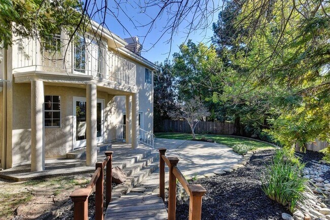 Building Photo - Elegant Granite Bay Home Located in Treelake Village and the  Eureka Union School District