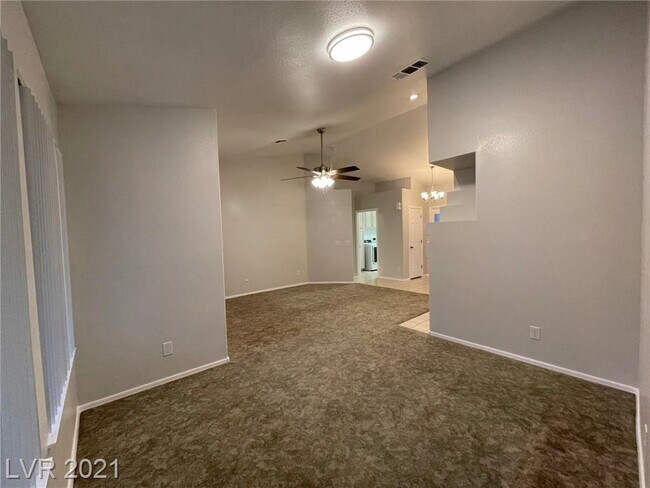 Building Photo - 4817 Crimson Glory Ln