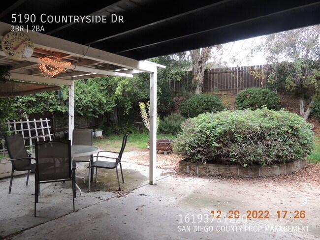 Building Photo - 5190 Countryside Dr