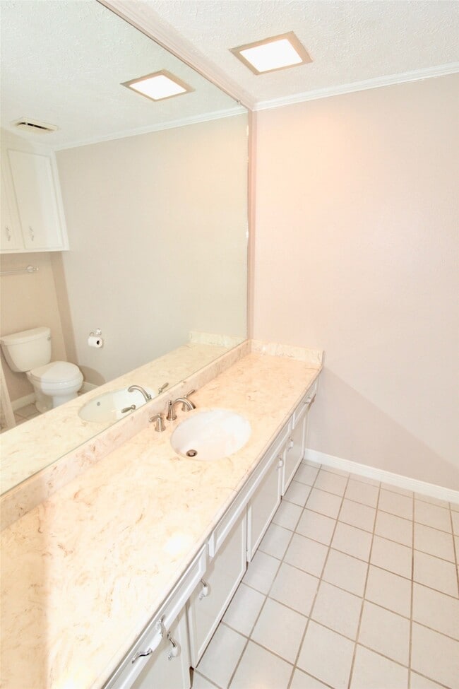 Building Photo - 3146 Wagon Trail Dr