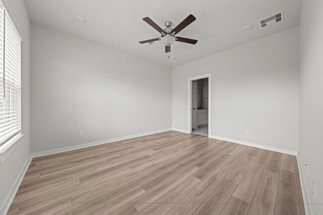 Building Photo - 8425 Sweet Cherry Ln