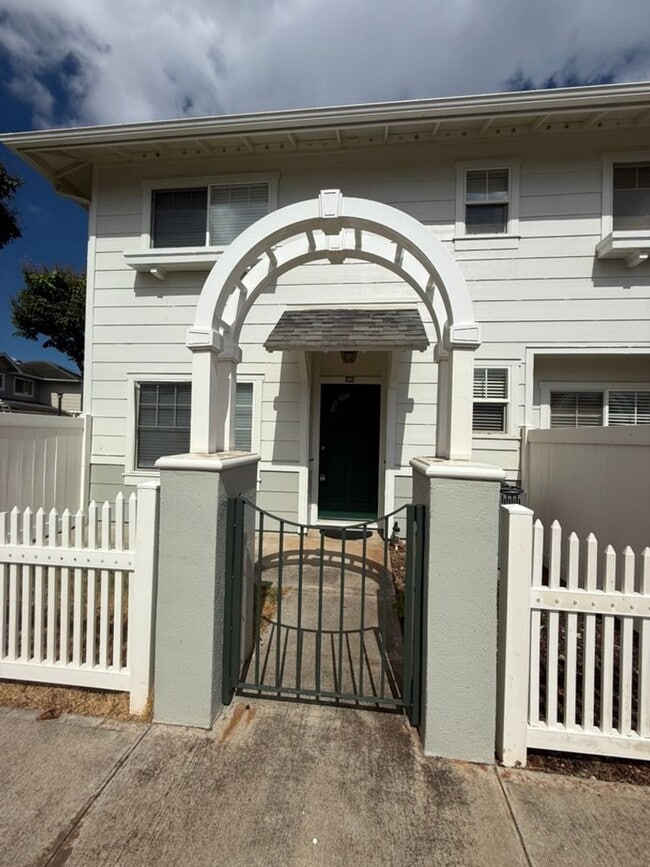 Building Photo - 91-1031 Kaimalie St