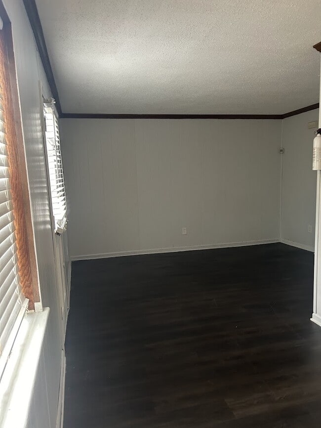 Building Photo - 6354 Shannon Pkwy