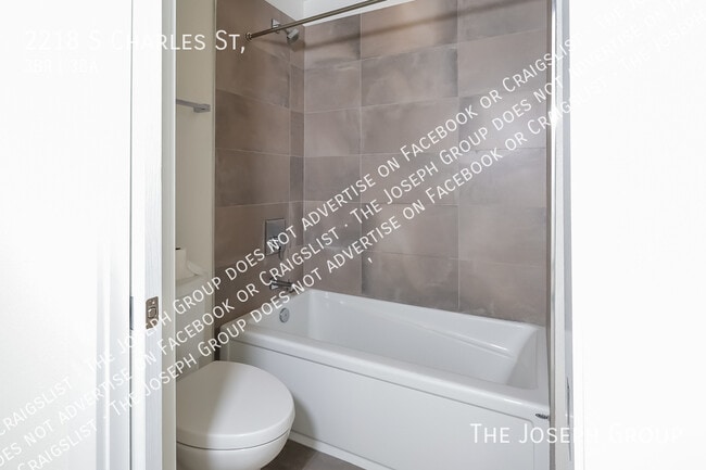 Building Photo - 2218 S Charles St