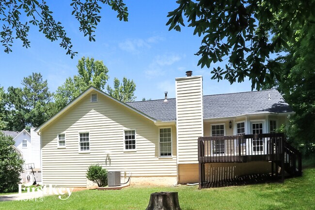 Building Photo - 581 Stratford Dr
