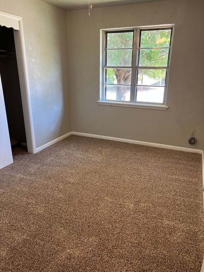 Building Photo - Newly remodeled three bedroom home for Rent