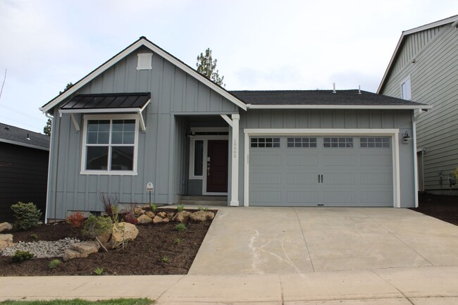 Building Photo - Gorgeous home in Brookswood Crossing avail...