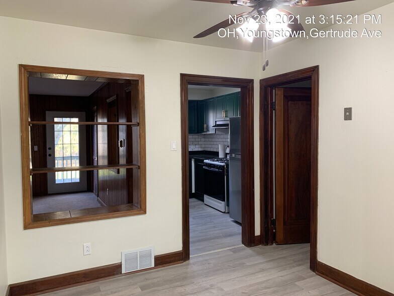 Building Photo - 32 Gertrude Ave