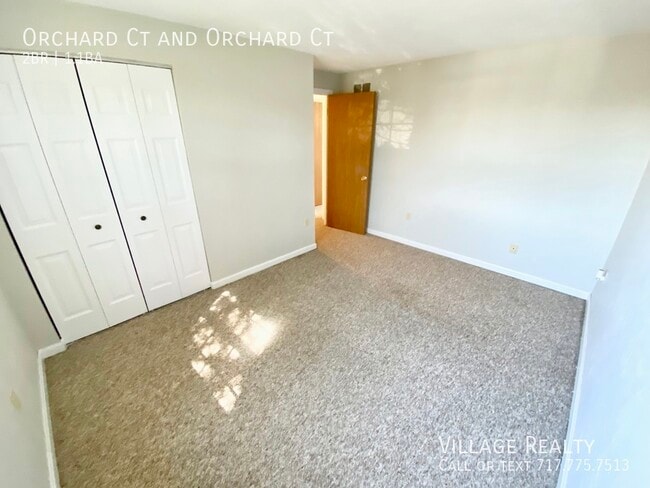 Building Photo - 402 Orchard Ct