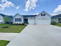 Building Photo - Four Bedroom Single Family Home in The Lak...