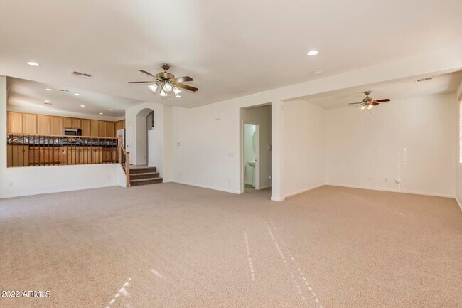 Building Photo - 5733 W Plum Rd