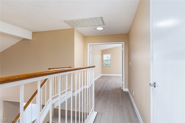 Building Photo - 8348 Granite Peak Ct