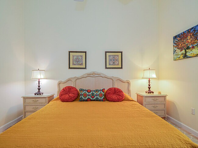 Building Photo - 8382 Satin Leaf Ct