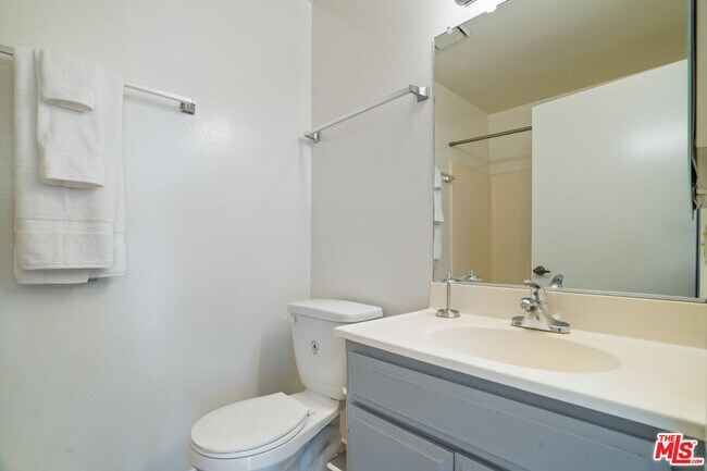 Building Photo - 3600 Bagley Ave