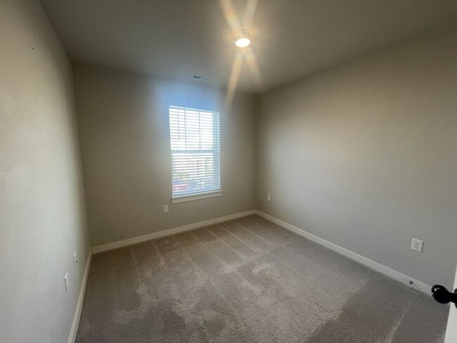 Building Photo - 4245 Gandalf Ln