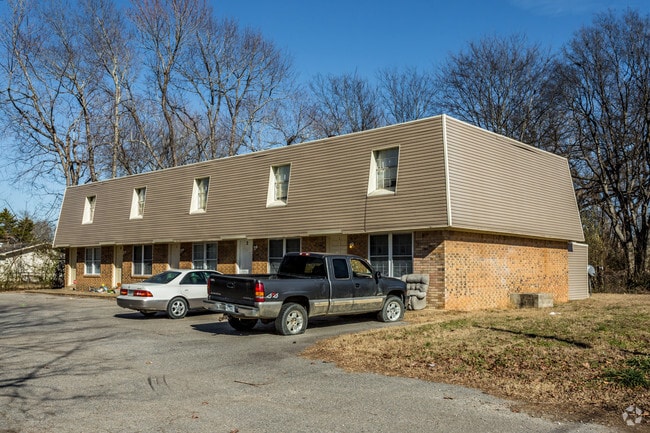 Primary Photo - 300 SW 4th St