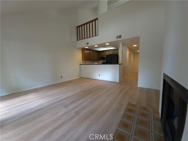 Building Photo - 300 S Prospectors Rd