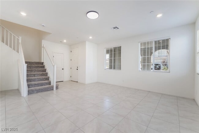Building Photo - 3734 Battipaglia Ave