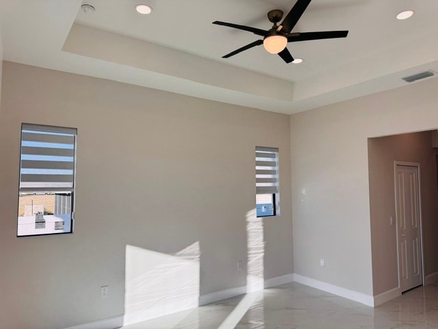 Building Photo - 2014 NE 9th Ave