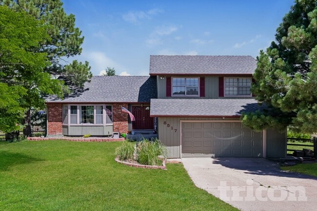 Building Photo - 8517 Piute Row