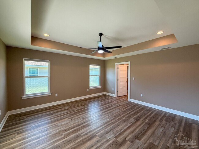 Building Photo - 10423 Tanton Rd