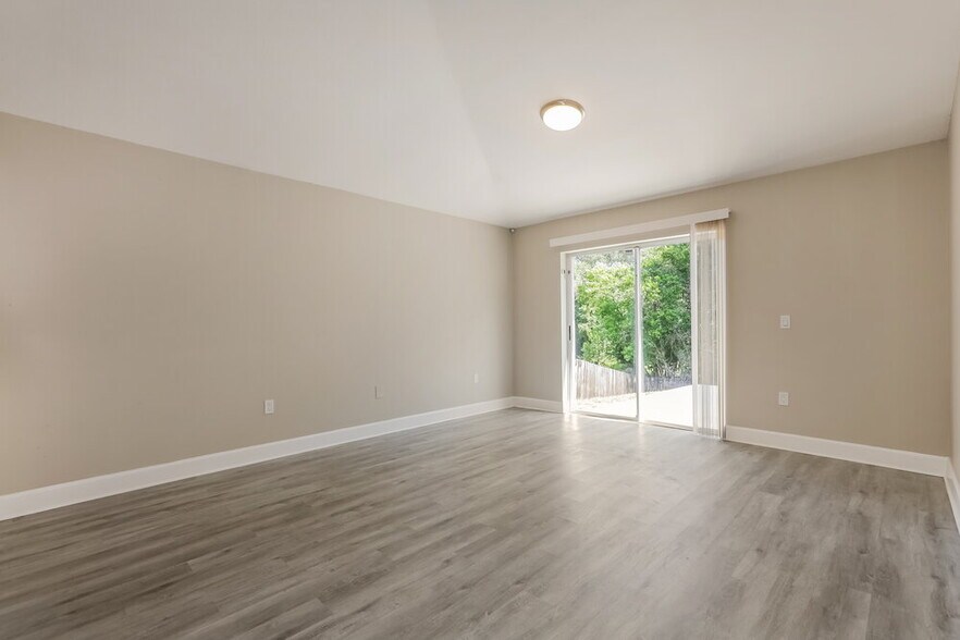 Building Photo - 807 Rocky Mountain Ct
